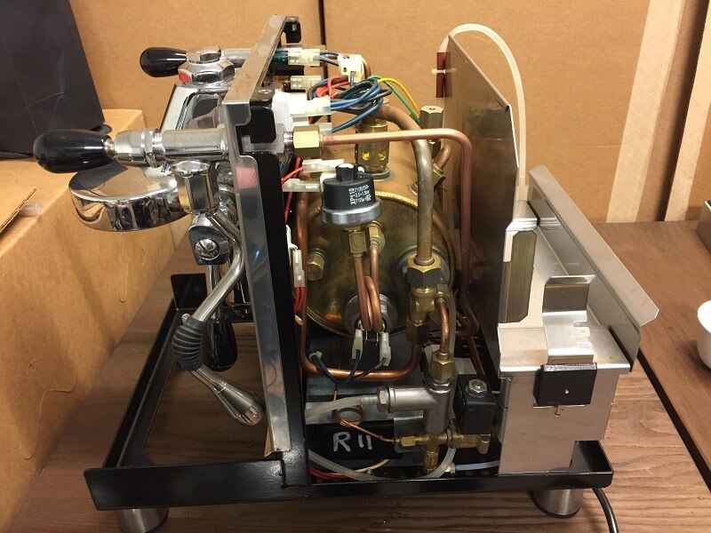 Espresso machine for maintenance