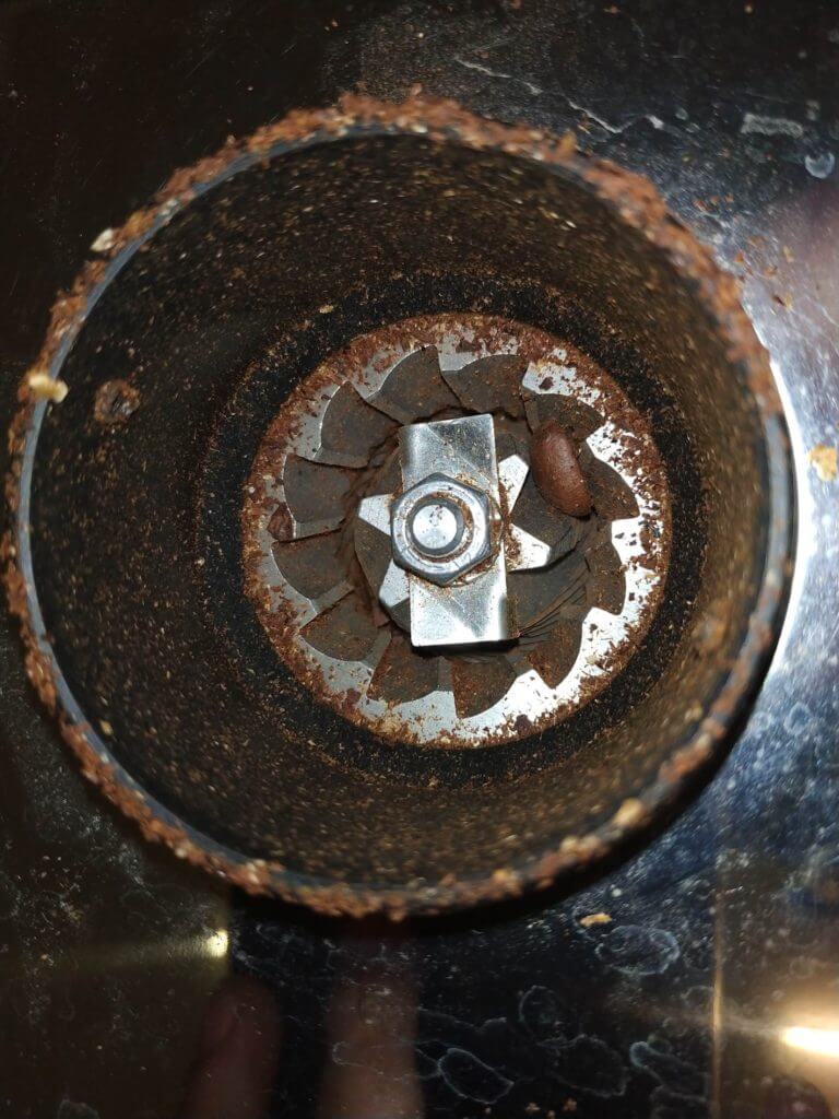 Bezzera BB005 grinder jammed